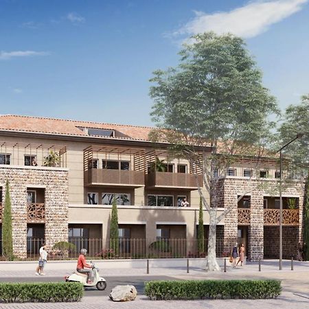 Domitys L'Oustaou Aparthotel Saint-Martin-de-Crau Exteriör bild